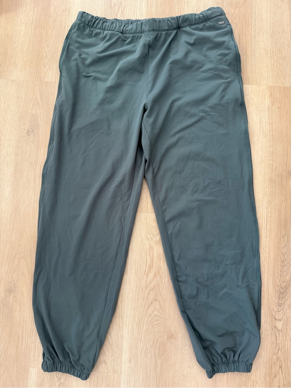 Vuori Halo Modern Sweatpant Agate Green size L